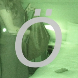 Обкладинка: if you wanna party, come over to my house