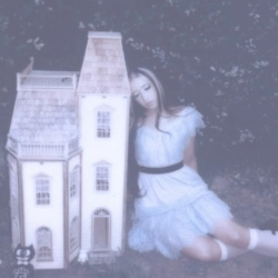 Обкладинка: Hallucination