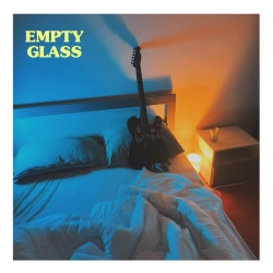 Обкладинка треку: Empty Glass Обкладинка: Empty Glass